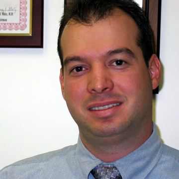 Andrés Montoya Fuentes — July 2004